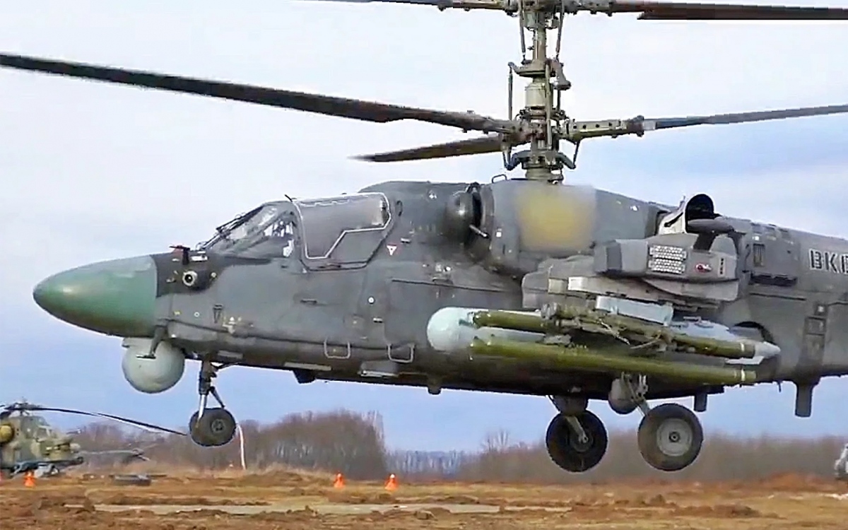 Ukraine đột kích biên giới, bắn hạ trực thăng Ka-52 của Nga